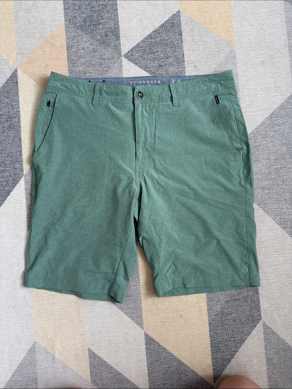 7 Diamonds Men's Green Performance Shorts